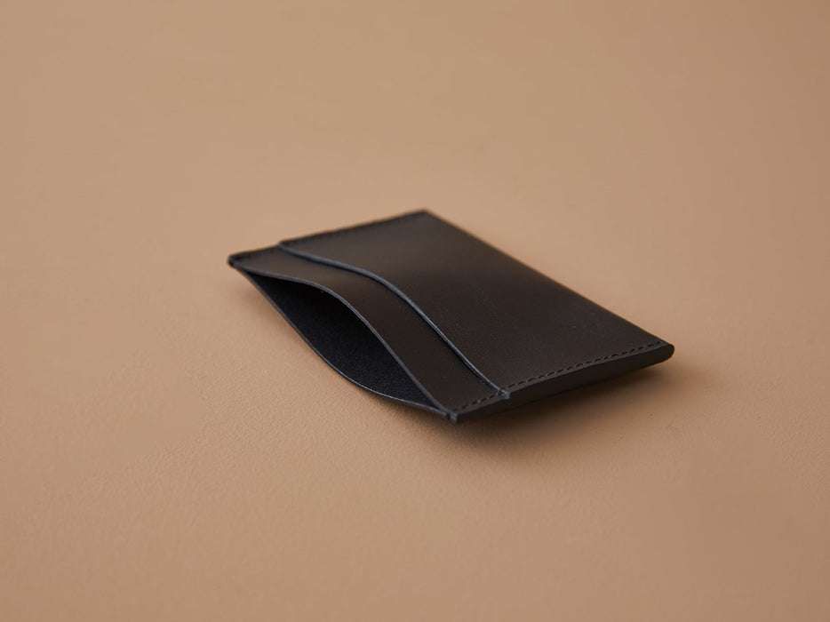 Porte-cartes simple en cuir noir
