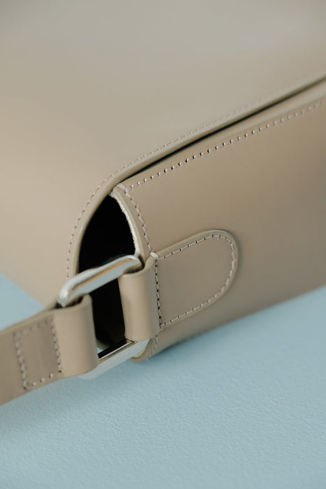 Sac en cuir taupe — édition limitée