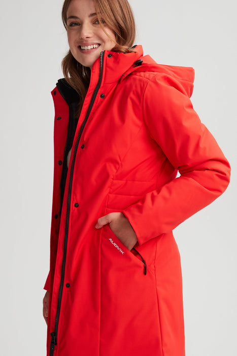 Manteau couleur rouge éclatant pour femme. Manteau d'hiver chaud et confortable, vegan.