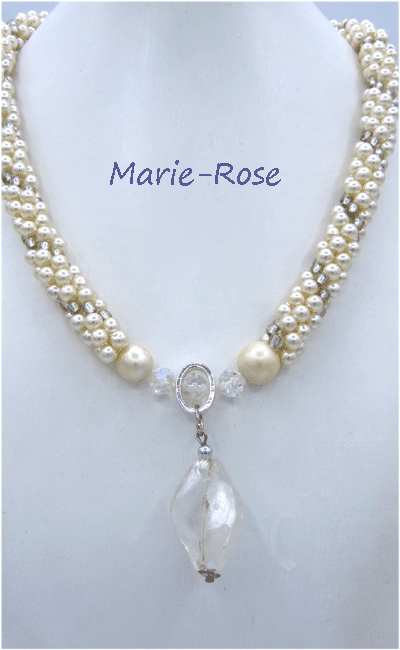 Collier de perles marie-rose