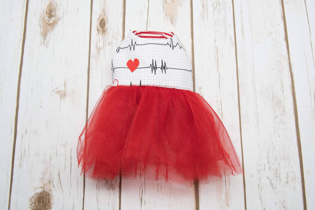 2 robes pour chien dans une, robe réversible: robe tutu rouge avec motifs coeur et fréquence cardiaque verso ligné blanc et rouge xxxs et +