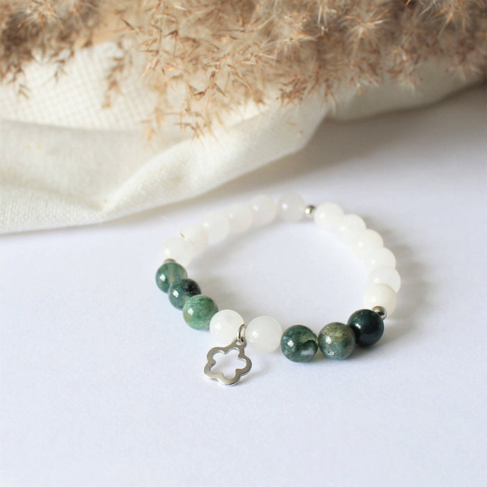 Bracelet élastique trèfle en pierres semi-précieuses pour femmes, agate mousse, quartz blanc et breloque trèfle