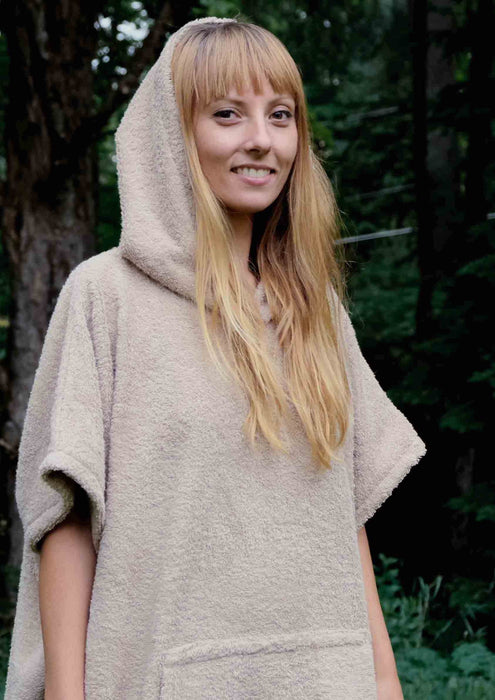 Le poncho serviette beige