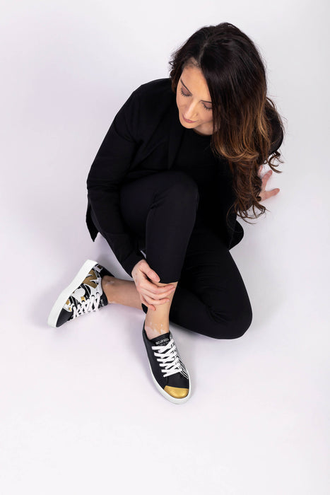 Sneakers dépareillés, véganes en "cuir" de pomme - modèle miroloco pour femmes