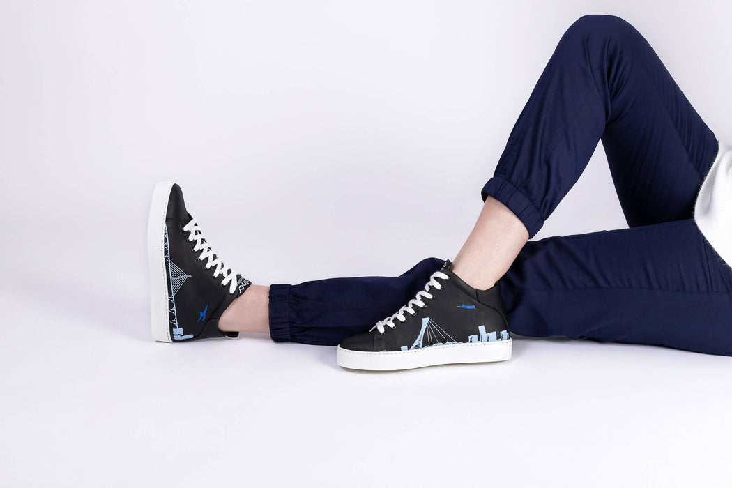 Sneakers dépareillés, véganes en "cuir" de pomme - modèle eroloco pour femmes