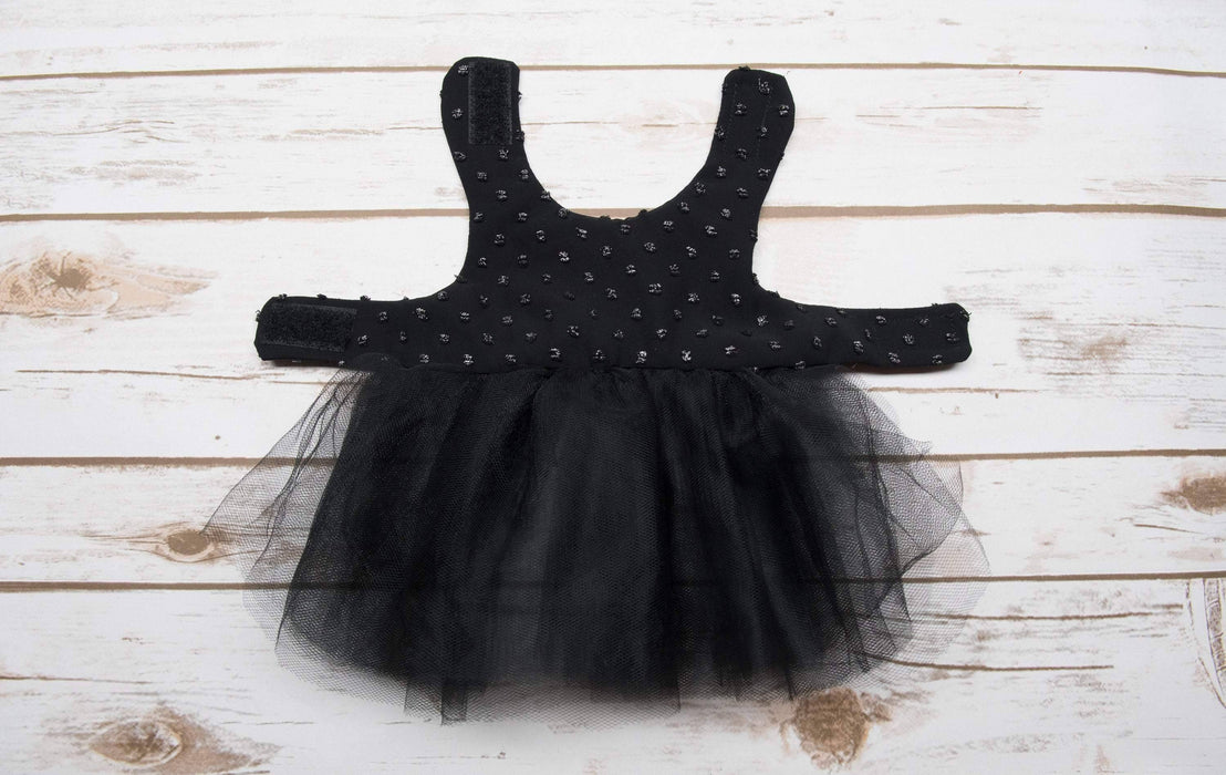 2 robes pour chien dans une! oui, c'est possible!: robe tutu noire réversible en coton noir et cuirette et chiffon suisse à pois surélevés
