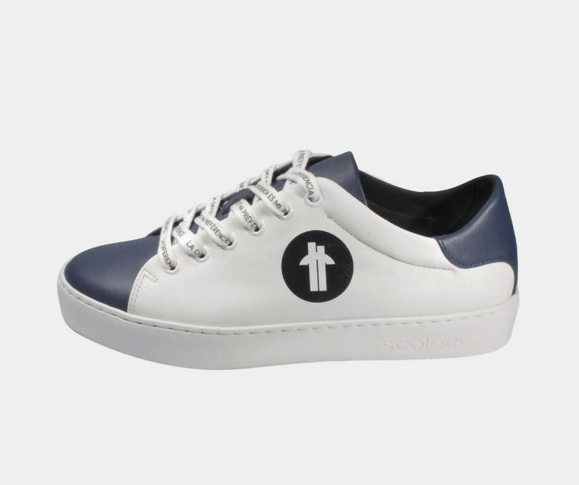 Sneakers dépareillés, véganes en "cuir" de pomme - modèle animlogo, blanc et marine, pour femmes