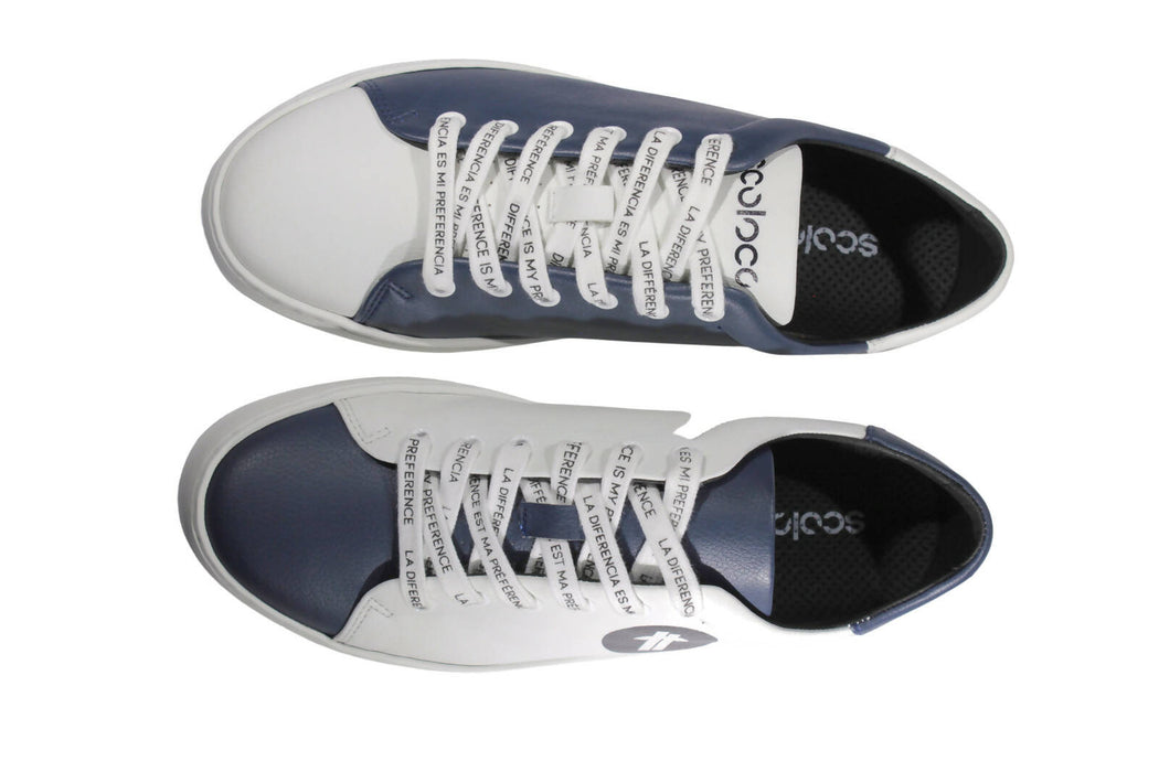 Sneakers dépareillés, véganes en "cuir" de pomme - modèle animlogo, blanc et marine, pour femmes