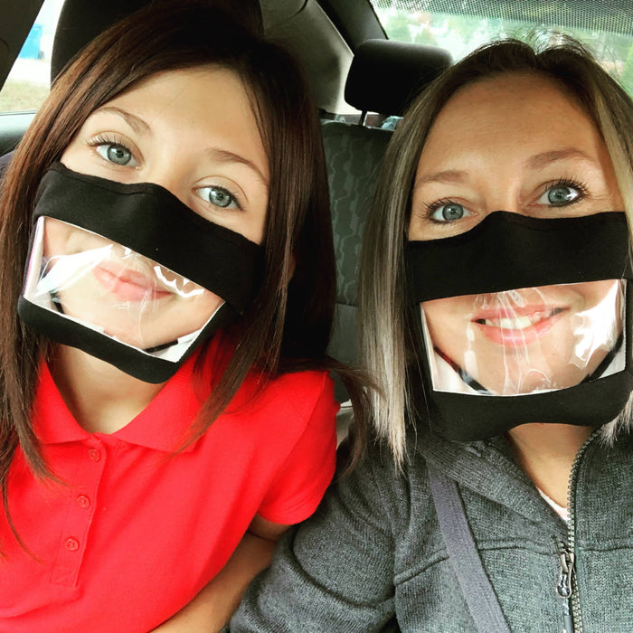 Masques à fenêtre transparente