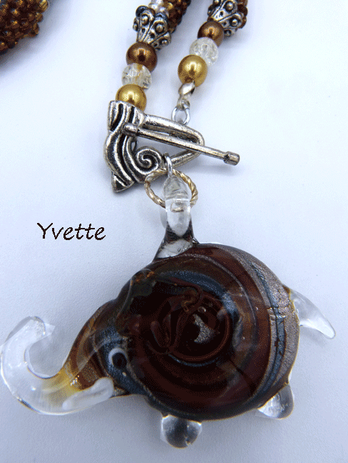 Collier de perles yvette