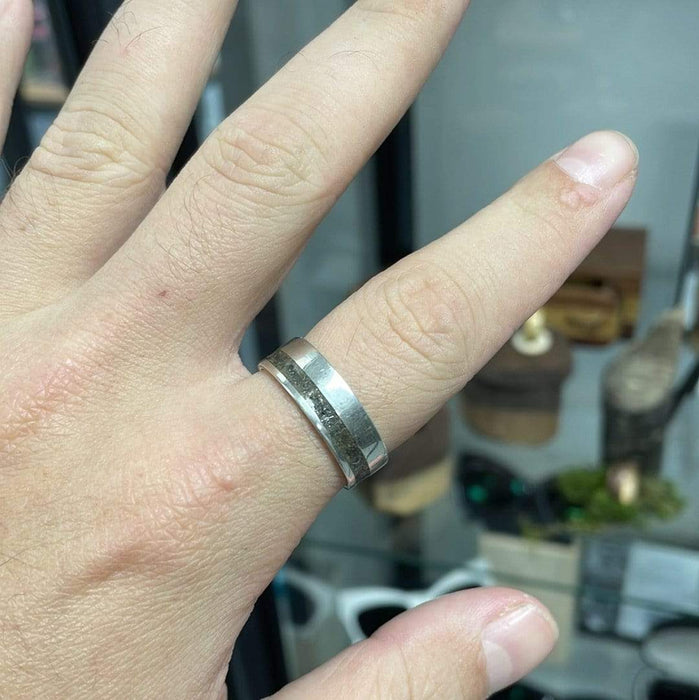 Bague en argent sterling et poussière d’étoile