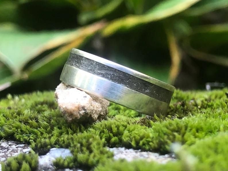 Bague en argent sterling et poussière d’étoile