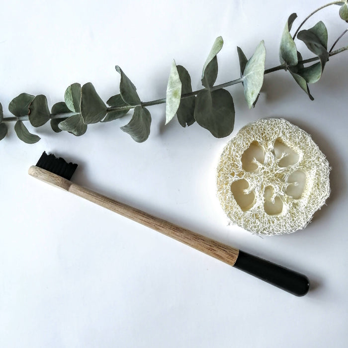 Brosse à dent en bambou écologique - ecofriendly toothbrush