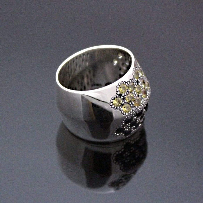 Bague abeille en argent sterling sertie de saphirs jaunes et noirs