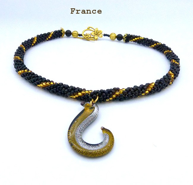 Collier de perles france