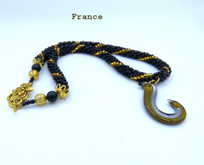 Collier de perles france