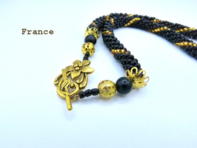 Collier de perles france