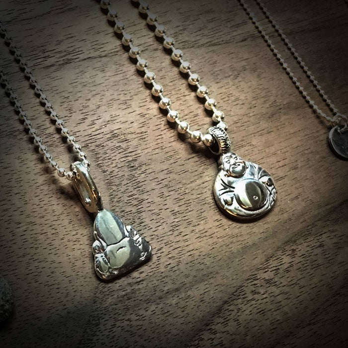 Collier bouddha profil