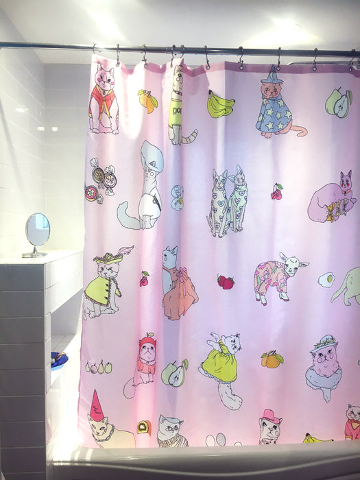 Rideau de douche de polyester, imperméable et lavable, 71" x 71", conçu en collaboration avec l'artiste lovestruck prints