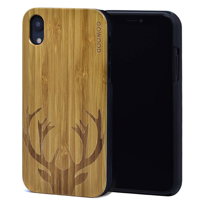 Étui iphone xr en bois et côtés en polycarbonate - bambou avec gravure chevreuil
