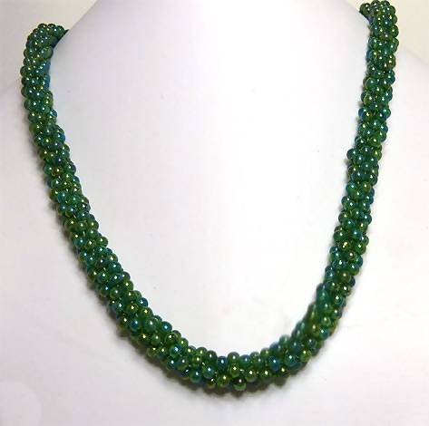 Collier de perles yvonne