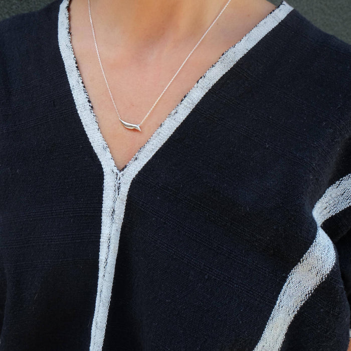 Collier et petit oiseau