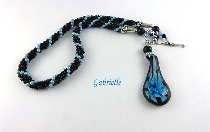 Collier de perles gabrielle