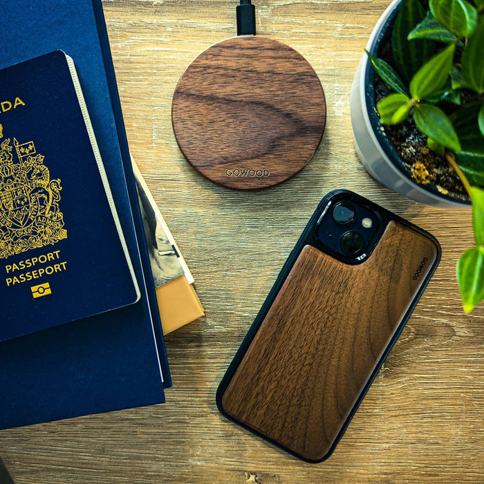 Chargeur sans fil en bois de noyer