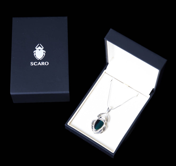 Pendentif le butineur