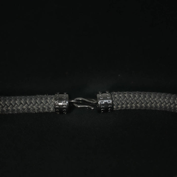 Collier court creme ivoire/collier en coeur/pendentif amour contemporain par mila