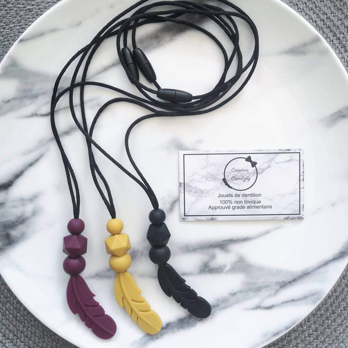 Collier d'allaitement plume