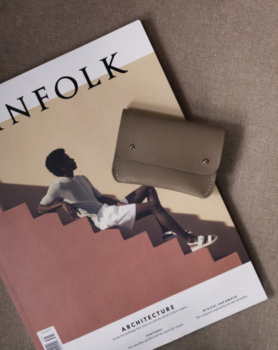 Porte-cartes en cuir taupe