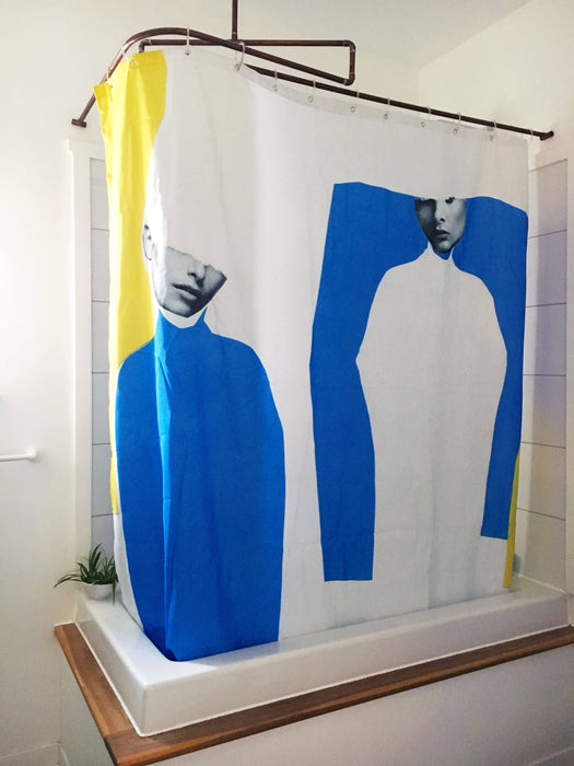 rideau de douche bleu blanc et jaune