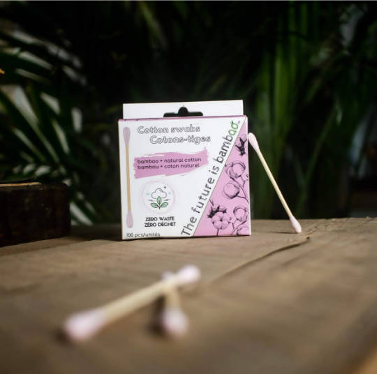 Paquet de 6 cotons-tiges en bambou biodégradables (600 unités) blanc, rose et aqua