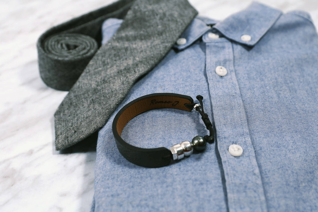 Bracelets en cuir d'autruche