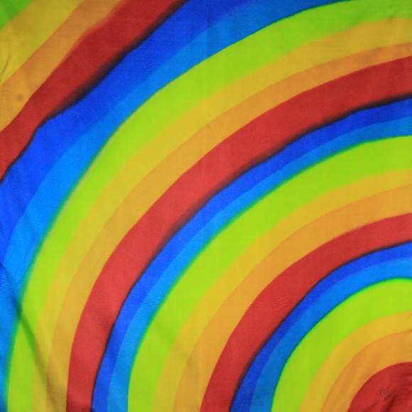 Foulard carré de soie        arc-en-ciel