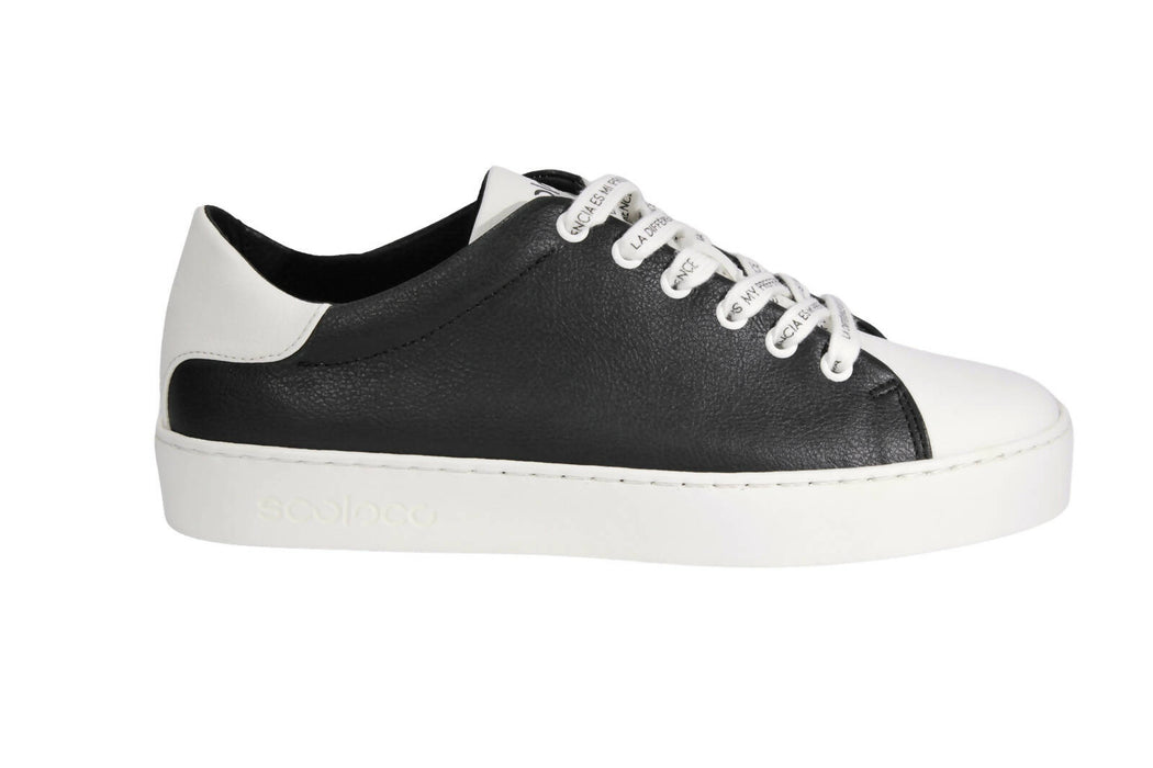 Sneakers dépareillés, véganes en "cuir" de pomme - modèle animlogo, blanc et noir, pour hommes