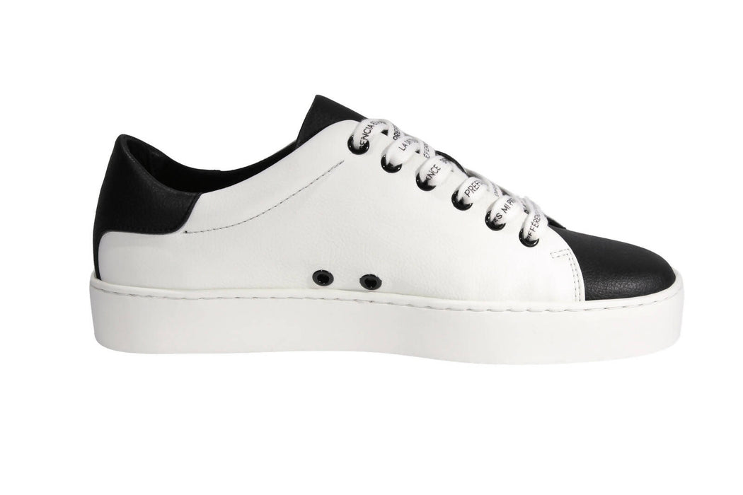 Sneakers dépareillés, véganes en "cuir" de pomme - modèle animlogo, blanc et noir, pour femmes