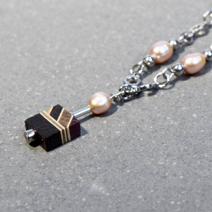 Amalgame perles et bois