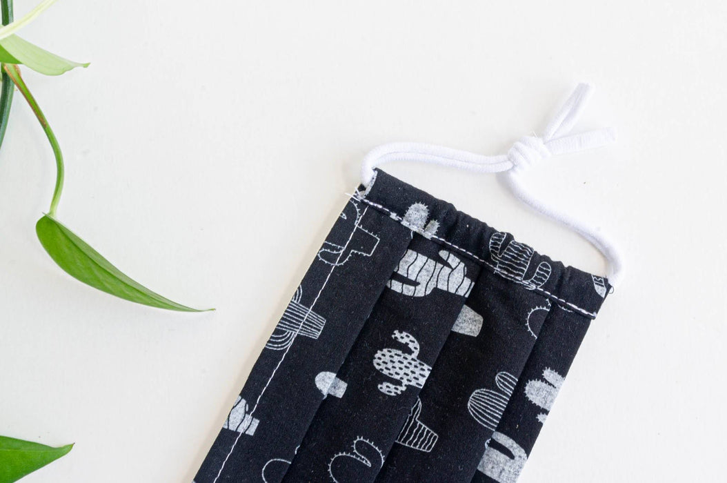 Masque en tissu - denim noir & cactus noir blanc & pois
