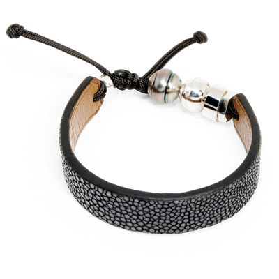 Bracelet en peau de raie, perle de tahiti  et argent