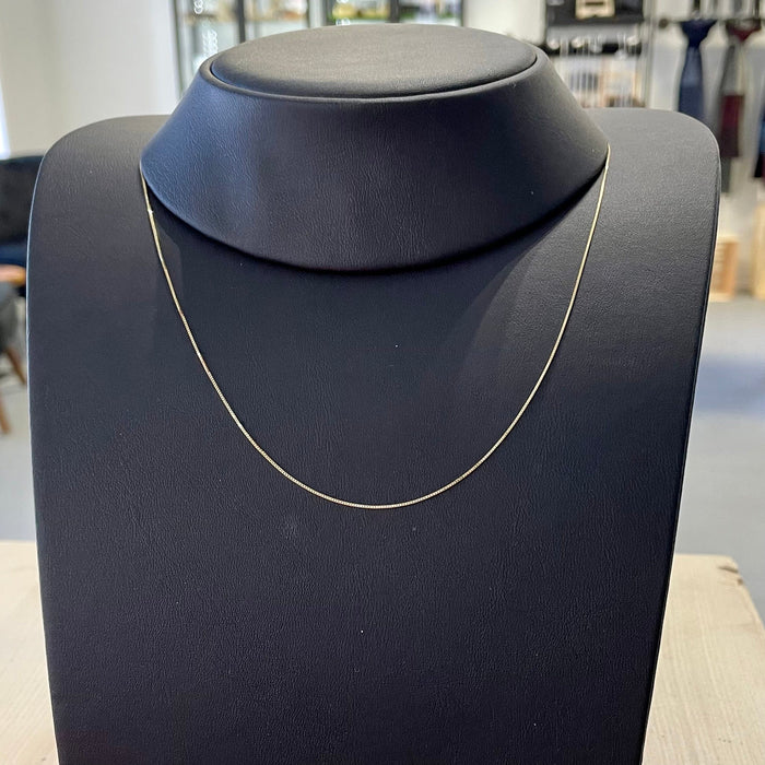 RPM Chaine vénitiennes - carré en or jaune ou blanc 10K 18 pouces