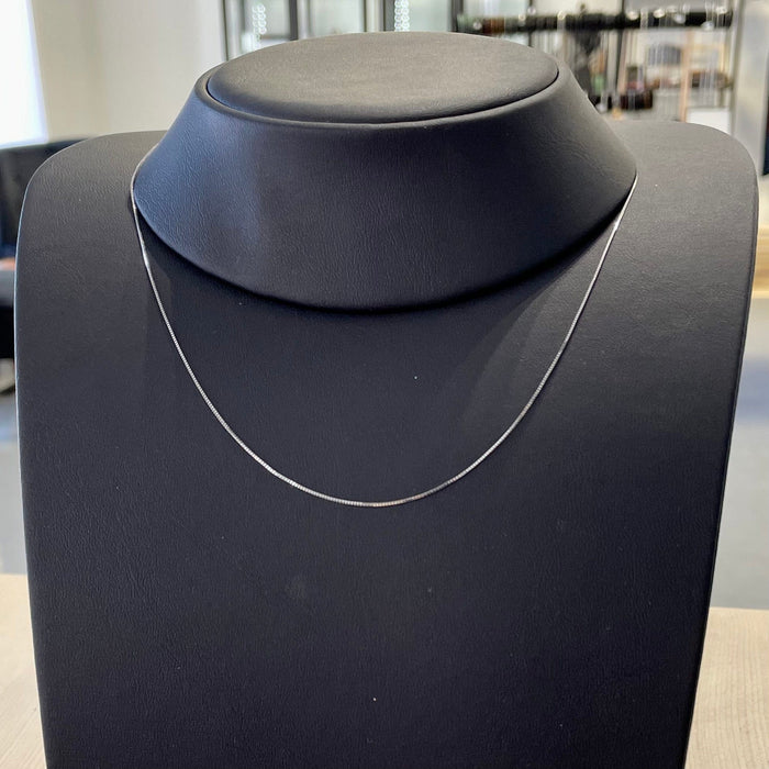 RPM Chaine vénitiennes - carré en or jaune ou blanc 10K 18 pouces