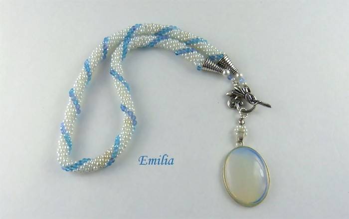 Collier de perles émilia