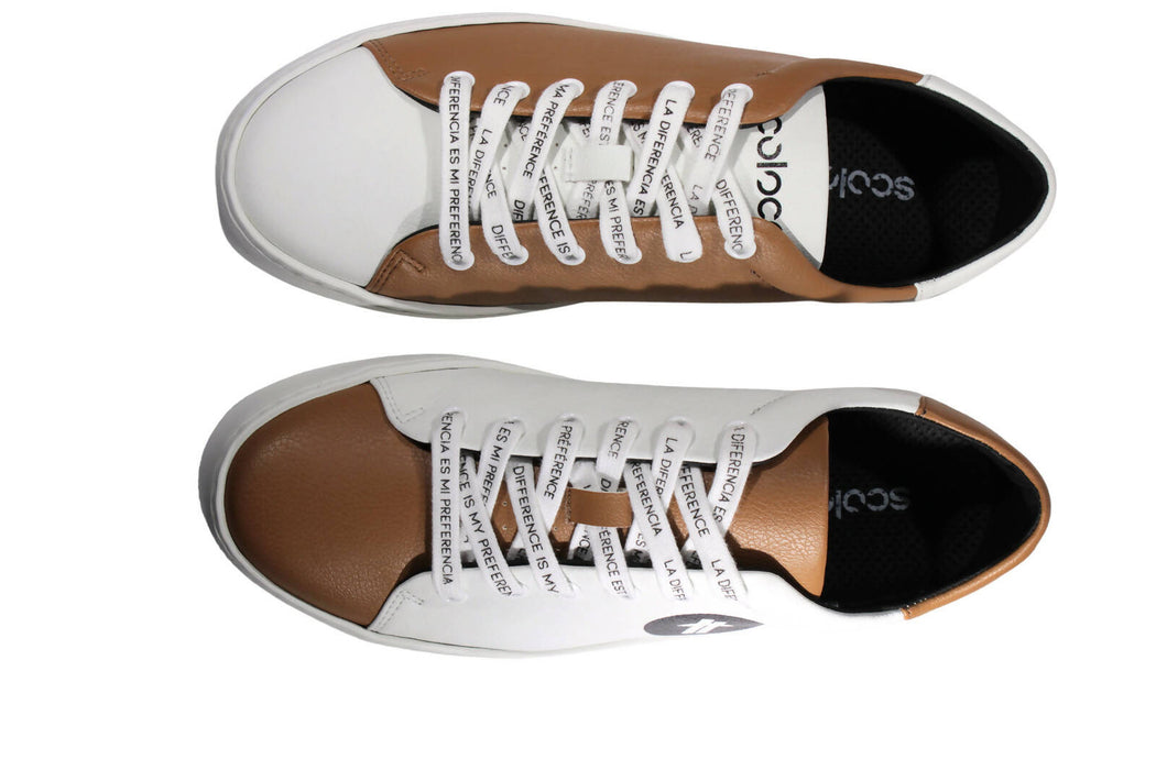 Sneakers dépareillés, véganes en "cuir" de pomme - modèle animlogo, blanc et cognac, pour femmes