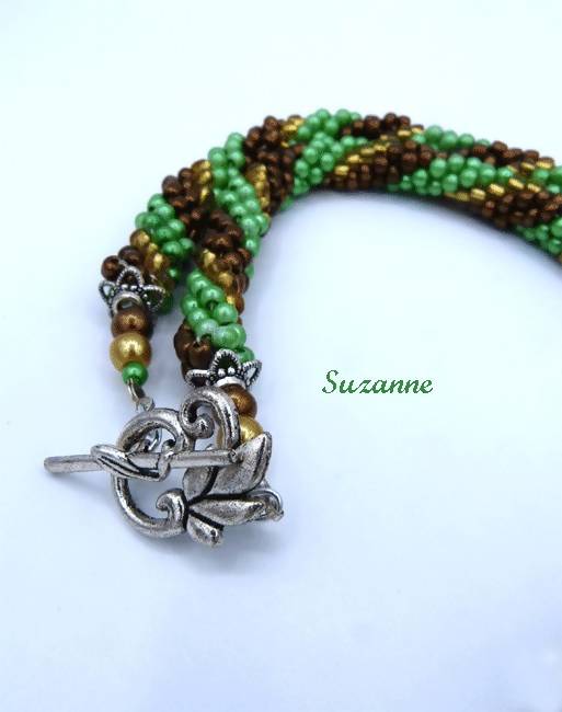 Collier de perles suzanne