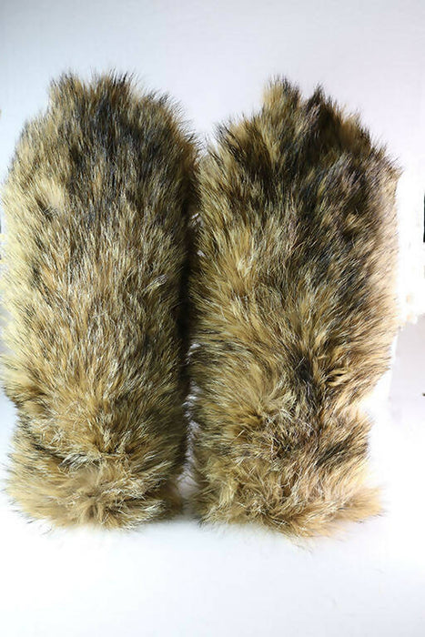 Mitaine en cuir et fourrure recyclé.