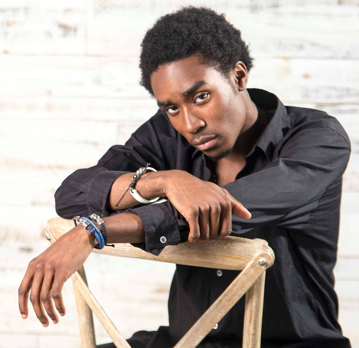 Bracelets en cuir d'autruche