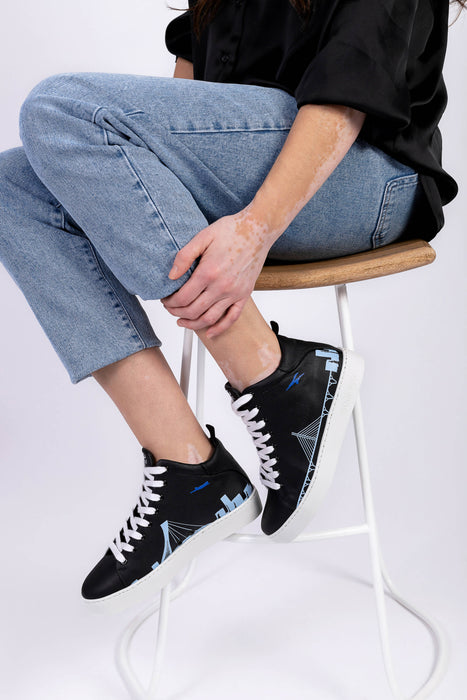 Sneakers dépareillés, véganes en "cuir" de pomme - modèle eroloco pour femmes